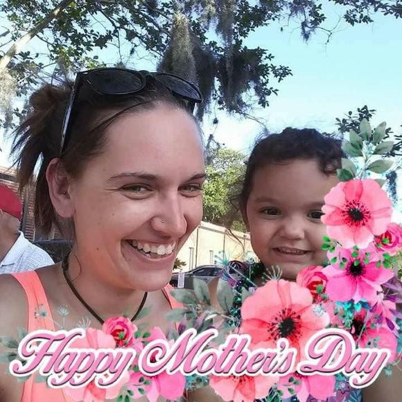 Meet your Posher, Cassandra - Picture 1 of 1